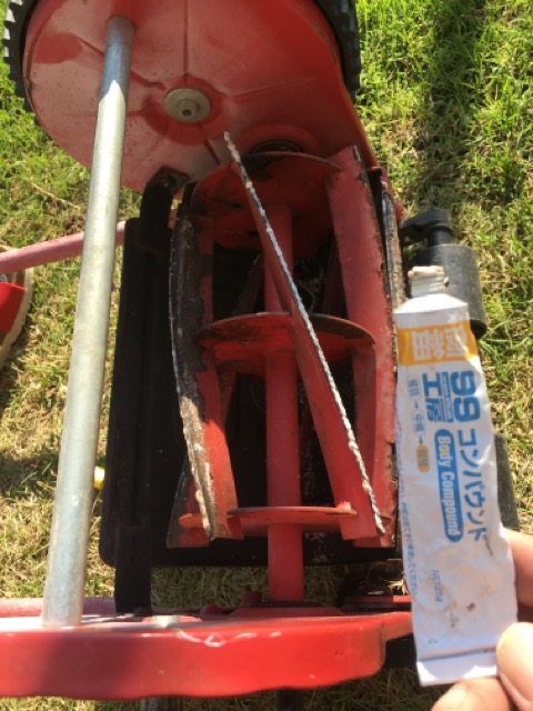 芝生　西洋芝　IoT　土壌湿度　夏越し　スプリンクラー　芝刈り機　ラッピング　研磨